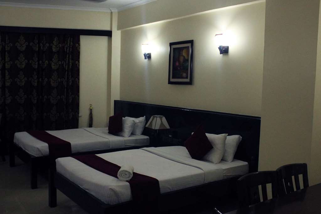 Hotel Sapphire Dar es Salaam Habitación foto